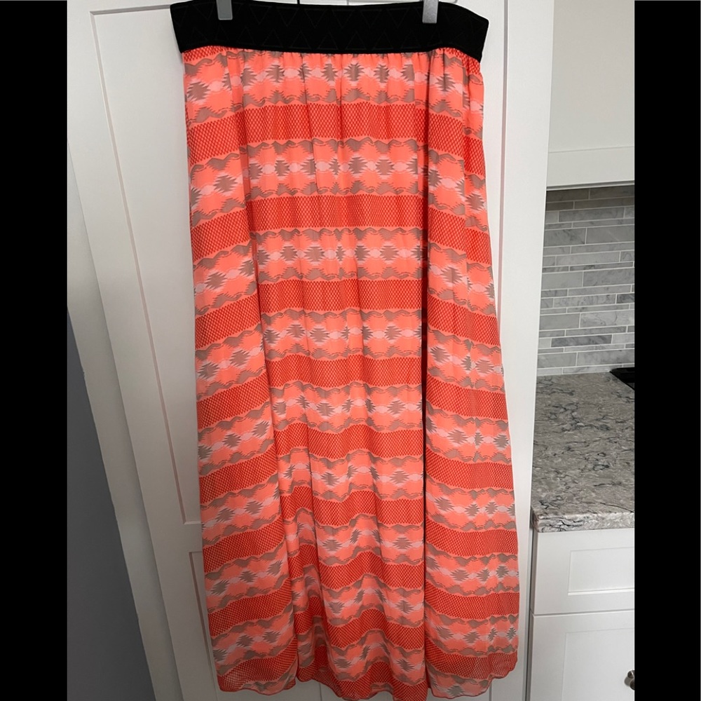 LuLaRoe Lucy Skirt